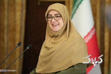 مهاجرانی: نمی‌شود مردان بنشینند و درباره موضوعات اجتماعی به تنهایی تصمیم بگیرند/ بیان داستان «فیل در اتاق تاریک» درباره خطا در سیاستگذاری - مجله اینترنتی کولاک