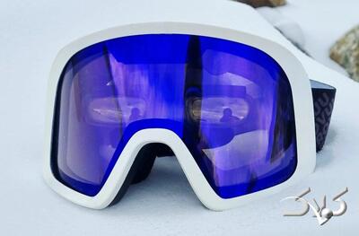 تحولی تازه در ورزش‌های زمستانی | با این عینک در برف و بوران و مه هم شفاف ببینید - مجله اینترنتی کولاک