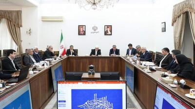 عارف : کاربردهای غیر صلح‌آمیز هسته‌ای در قاموس نظام جمهوری اسلامی ایران نیست - مردم سالاری آنلاین