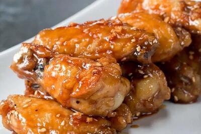 طرز تهیه یک مرغ متفاوت با عسل و سیر