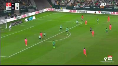 ویدیو: گل اول بارسلونا به رئال بتیس توسط فران تورس - پارس فوتبال