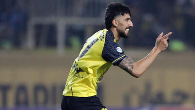 متخصص گلزنی بعد دقیقه ۹۰ مفت از دست گل‌محمدی رفت! - پارس فوتبال