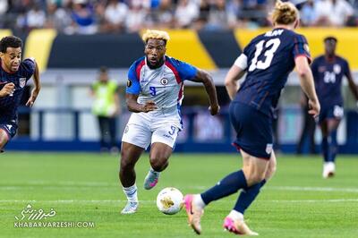 مهاجم استقلال در رقابت با برزیلی‌ها - پارس فوتبال