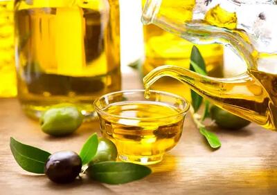  فواید مصرف روزانه دو قاشق روغن زیتون برای سلامت بدن