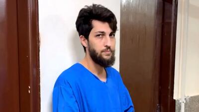 فیلم / مرد مامورنمایی که با لباس پلیس دختران تهرانی را فریب می داد بازداشت شد / او را میشناسید؟