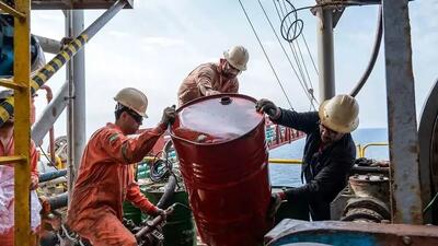 افشای رسوایی نفتی چین / پالایشگاه‌های خصوصی در مسیر نفت ارزان ایران