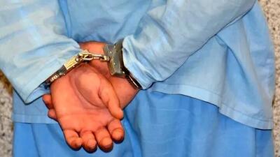 دستبند پلیس خرمشهر بر دستان سارق حرفه‌ ای