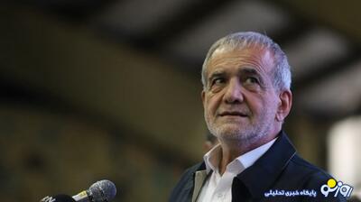 پزشکیان: انتقال آب دریا به صنایع اصفهان فشار بر منابع محلی را کم می‌کند