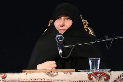  دبیر ستاد زن و خانواده حوزه های علمیه نسبت به آینده خانواده در ایران هشدار داد