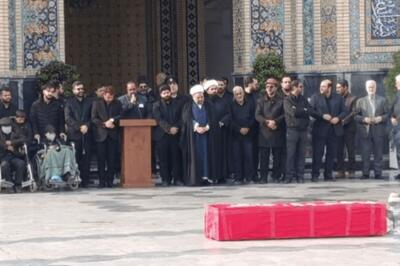 تشییع پیکر محمدسبحان سقاب اصفهانی، فرزند معاون رئیس‌جمهور در حرم امام رضا (ع)