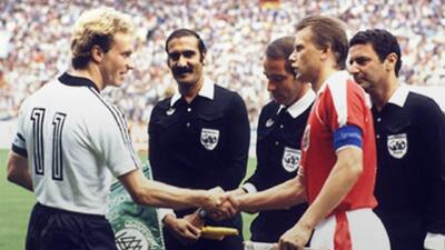 زخم کهنه‌ای که سر باز کرد؛ الجزایر، تبانی اتریش با آلمان غربی در جام جهانی ۱۹۸۲ را از یاد نبرده است