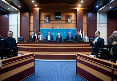 رونمایی از نرم افزار گردشگری استان مرکزی با حضور وزیر میراث فرهنگی عکس - تسنیم