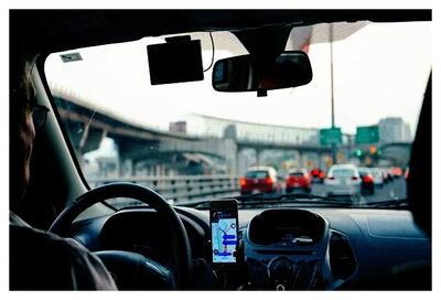 هشدار درباره عدالت اجتماعی در اقتصاد پلتفرمی؛ مطالبه پرداخت بیمه رانندگان از پلتفرم‌ها