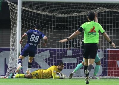 دروازه‌بانی که نیامده، همه رکوردها را زد!(عکس)