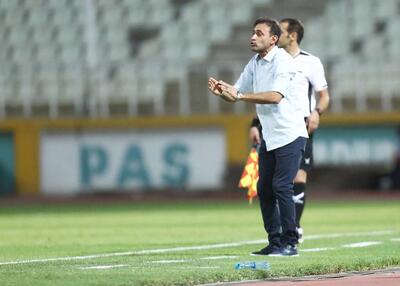 فرصت تمام شد: سرمربی مطرح خداحافظی کرد