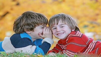  نجات بچه‌های «خجالتی»؛ چگونه کودک منزوی را به جمع برگردانیم؟