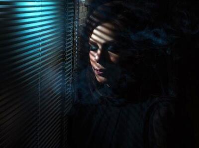 نقشه شیطانی دختر جوان برای رقیب عشقی