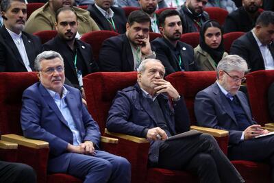 تصاویر مراسم روز دانشجو با حضور رئیس جمهور