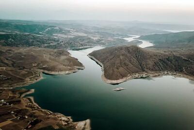 کدام حوضه‌های آبریز بارش‌های پاییزی تجربه می‌کنند؟