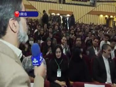 حاشیه‌های دیدار ۴ ساعته رئیس‌جمهور با دانشجویان