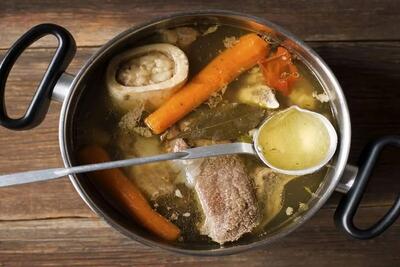 آب قلم؛ نوشیدنی شگفت‌انگیز برای بدن / فواید بی‌شمار برای پوست و مو / تقویت سیستم ایمنی و انرژی روزانه