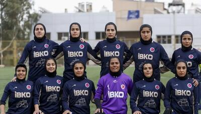 خاتون بم قهرمان بلامنازع نیم‌فصل لیگ برتر زنان؛ سپاهان در آخرین بازی شکست خورد