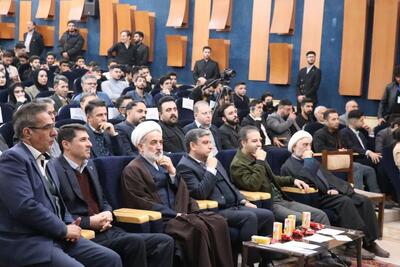  دانشجو نماد آگاهی، عدالت‌خواهی و مسئولیت‌پذیری است