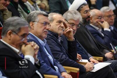 برگزاری مراسم روز دانشجو با حضور پزشکیان