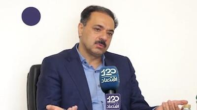 شیر خام که همین دو ماه قبل کیلویی ۲۳ هزار تومان به دست کارخانه‌ها می‌رسید امروز ۳۵ هزار تومان شده و به زودی گران‌تر هم خواهد شد/ قیمت محصولات لبنی در فروشگاه‌ها فقط در عرض همین دو ماه گذشته ۴۰ درصد گران شده است