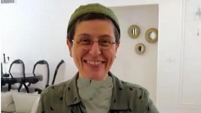 چیدمانی حیرت‌انگیز در آپارتمان سوسن پرور؛ جزیره‌ای مرمرین و شمع‌های اروپایی که چشمتان را خیره می‌کند!