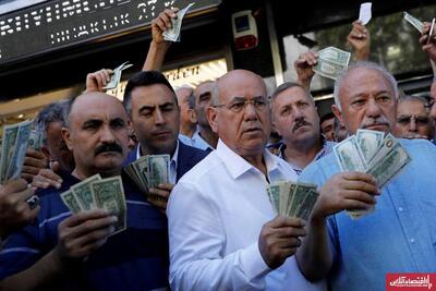 افزایش شوکه‌کننده قیمت دلار در بازار آزاد / رکورد باورنکردنی به ثبت رسید +جدول