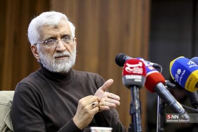 سعید جلیلی: دشمن دارد شکست می خورد، پشت خیمه‌اش هستیم اما عده ای می گویند تغییر پارادایم دهیم / با اینها که گوساله سامری را عبادت می کنند، می‌خواهید وحدت مقدس داشته باشید؟