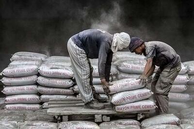 انجمن صنفی صنعت سیمان: در مقایسه با دوره مشابه سال گذشته، حدود ۱۰ درصد کاهش فروش داشته‌ایم/ افزایش نرخ پروپیلن، قیمت سیمان را دو برابر افزایش داد / شرکت‌ها ناچار هستند پاکت را با قیمت بالا بخرند، اما محصول نهایی را با نرخ پیشین عرضه کنند