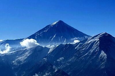 ببینید/ دماوند بالاخره کاملا سفیدپوش شد