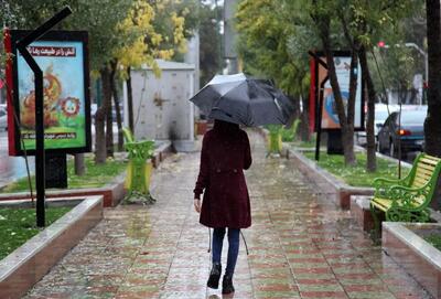 هواشناسی: آغاز بارش‌ها از غرب کشور/ در نقاط مرتفع و سردسیر شاهد برف یا تگرگ خواهیم بود / از دوشنبه تا پنجشنبه، بارش‌ها به تهران هم می‌رسد / تداوم آلودگی هوا در تهران، کرج، اصفهان مشهد