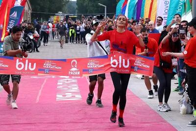 تصویر شادمانی و قدرت ایران را خراب نکنیم