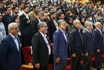 حضور پزشکیان در مراسم گرامیداشت روز دانشجو