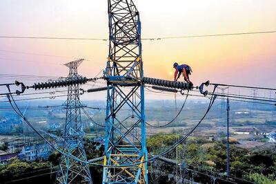 سخنگوی کمیسیون انرژی: ناترازی برق ۱۵ هزار مگاواتی ادامه دارد