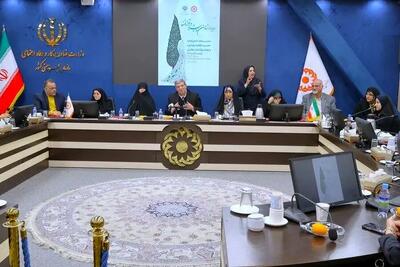 تأکید معاونت زنان بر افزایش انتصابات مدیریتی بانوان