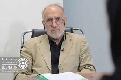 نوسانات بازار را نباید ناشی از سیاست‌های غلط ارزی بدانیم/ سایه انتظارات تورمی، خشکسالی و حامل‌های انرژی بر دلار