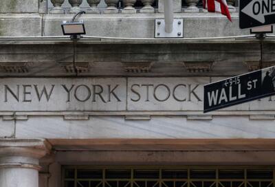 چشم‌انداز وال استریت در سایه چالش‌های اقتصادی و عدم قطعیت‌ها