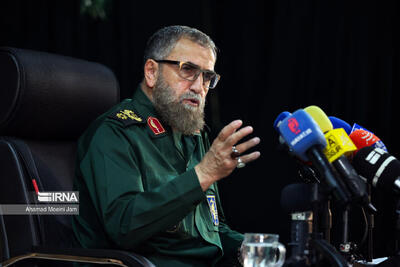 سردار باقرزاده: به دشمن اجازه عبور از قله‌های افتخار ایران اسلامی را نمی‌دهیم