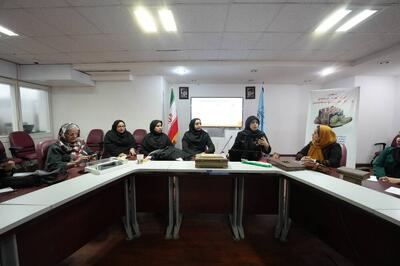  مدیرکل امور بانوان استانداری سیستان و بلوچستان: حمایت از صنعتگران در اولویت کار قرار گیرد