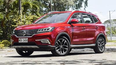 مدیران خودرو: از گرانفروشی تا تحویل با تأخیر، چرا مشتریان فراری هستند؟