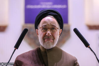  سید محمد خاتمی: راهی برای به دست آوردن استقلال و پایدار کردن آن نیست مگر در اثر حضورِ مردم در صحنه و «حاکمیت مردم بر سرنوشتشان