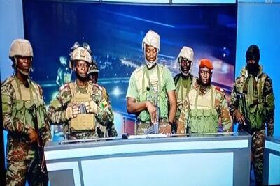 کودتا در بنین؛ رئیس جمهور برکنار شد/ ویدئو