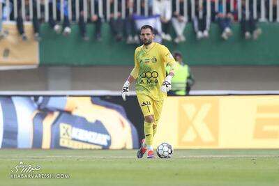 واکنش گلر استقلال به فحاشی هافبک پرسپولیس/ تکلیف آدان با سروش رفیعی یکسره شد! +عکس