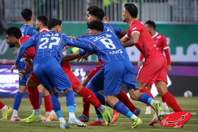 پرسپولیس شانس چهارم قهرمانی در لیگ است | رامین رضاییان را باید در دربی بازی می‌دادند - کلبه سرگرمی