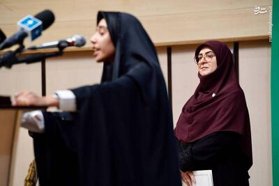 عکس/ حضور مهاجرانی در آئین گرامیداشت روز دانشجو دانشگاه یزد