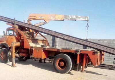 ماجرای سرقت ۳۹ شاخه تیرآهن با جرثقیل!